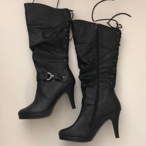 Top Moda Black boots with heel